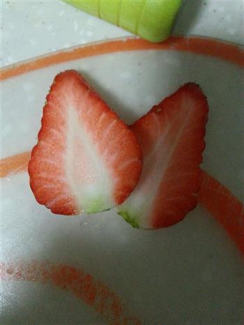 甜品-草莓酸奶的做法步骤3