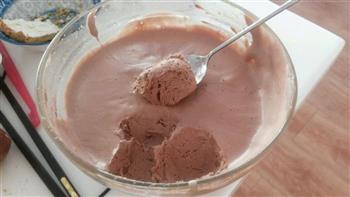 巧克力冰淇淋的做法步骤3