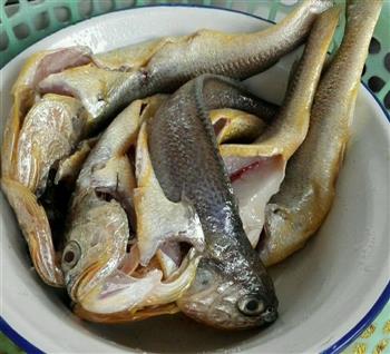 鲍鱼扇贝梭子蟹斑节虾蛤蜊小黄鱼海鲜面的做法步骤4