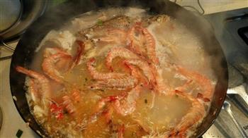 鲍鱼扇贝梭子蟹斑节虾蛤蜊小黄鱼海鲜面的做法步骤9