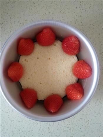 草莓慕斯蛋糕-我的戚风华丽变身了的做法步骤3