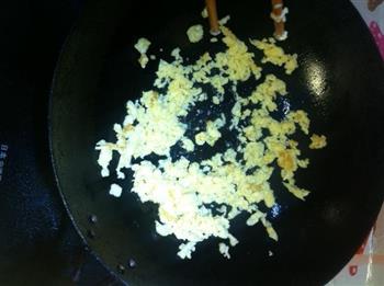 一人食-蛋炒饭配小碗牛肉的做法步骤5