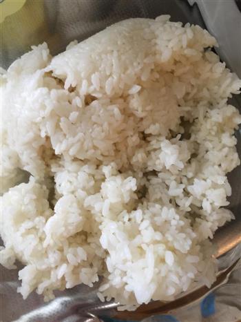 米饭饼的做法步骤1