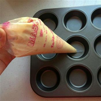 香蕉酸奶玛芬的做法步骤7