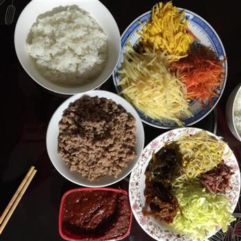 中国人的韩式拌饭的做法步骤2