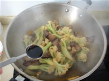 酱油肉干锅花菜的做法步骤10