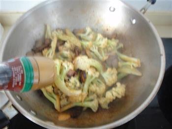 酱油肉干锅花菜的做法步骤11