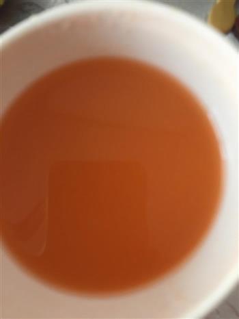 宝宝的健康果汁—胡萝卜苹果汁的做法步骤6