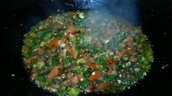 家常腊肉豆豉火锅的做法步骤4