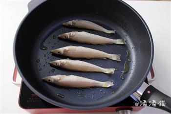 香煎沙丁鱼的做法步骤7