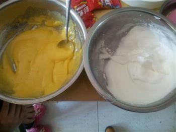 八寸戚风鲜奶水果蛋糕的做法步骤8