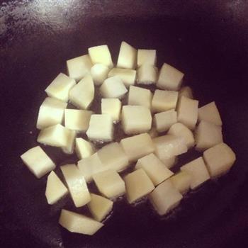土豆牛肉丸焖饭的做法图解4
