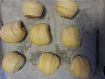 奶香椰蓉面包 转载“心清似水淡若云”的制作方法的做法步骤10