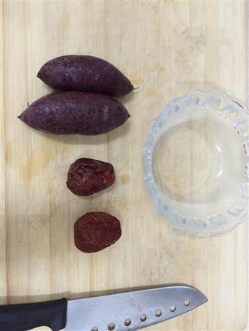 红枣紫薯粥的做法步骤1