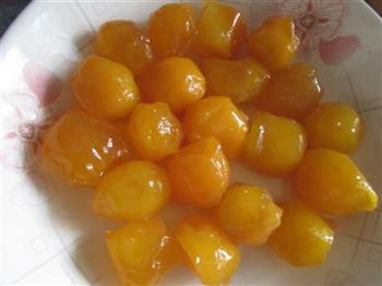 莲蓉蛋黄酥的做法步骤1