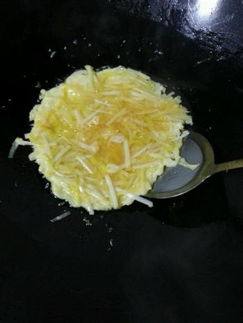 黄韭菜鸡蛋饼-懒人版简单做法的做法步骤5