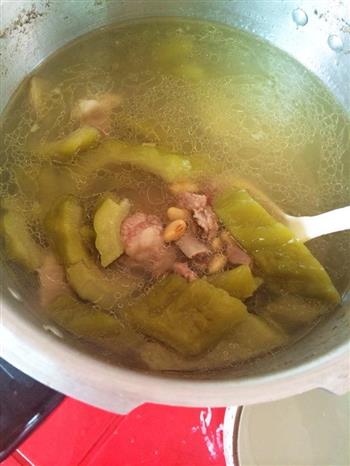 黄豆苦瓜排骨汤-快手汤的做法步骤8