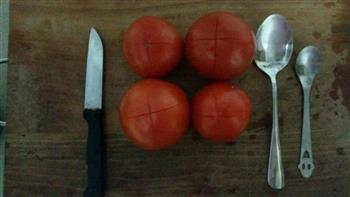 黄豆番茄排骨汤的做法步骤3