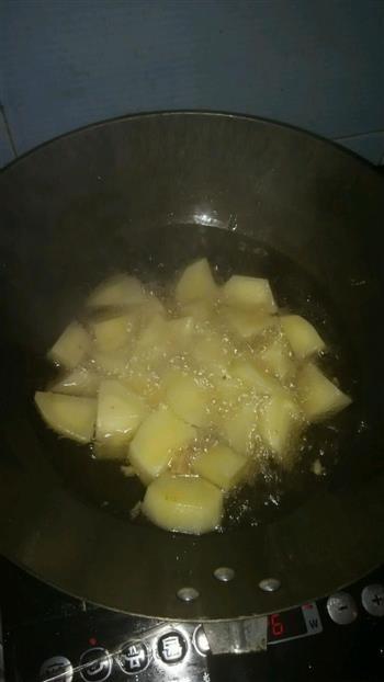 糖醋里脊烧土豆的做法步骤4
