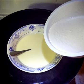 菜菜自制牛奶椰丝小方的做法步骤5