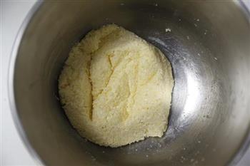 椰蓉面包卷的做法步骤7