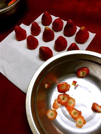 日本甜品草莓大福的做法步骤1