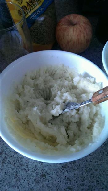 好吃的土豆泥的做法步骤2