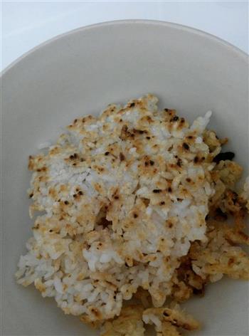 喷香酥脆小零食-米饭锅巴的做法图解2