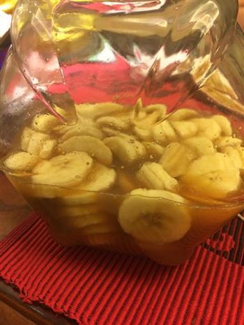 古方红糖酿制香蕉醋的做法步骤3