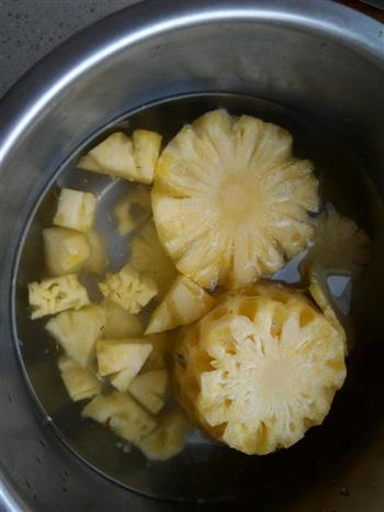 菠萝咕咾肉的做法步骤1