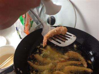天妇罗—鲜虾，洋葱，青椒的做法步骤9