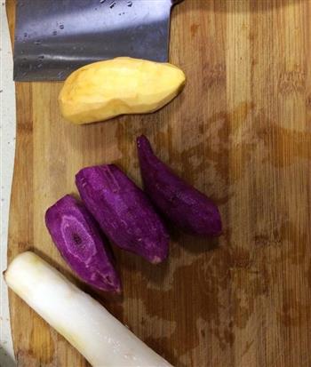 桂花蜜汁山药红薯紫薯糕的做法步骤1
