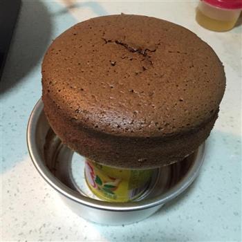 芒果慕斯黑巧克力蛋糕的做法步骤17