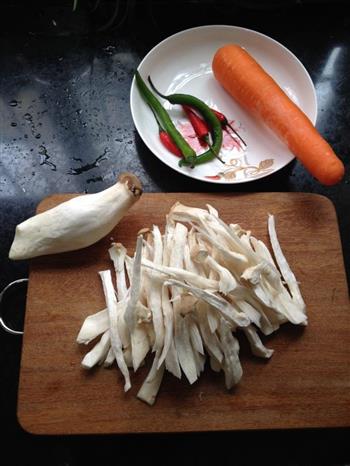 素食-干煸杏鲍菇的做法步骤1