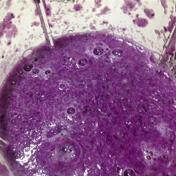 紫甘蓝火龙果汁的做法步骤5