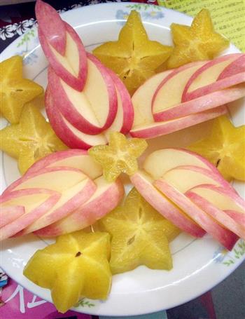苹果杨桃水果盘的做法步骤1