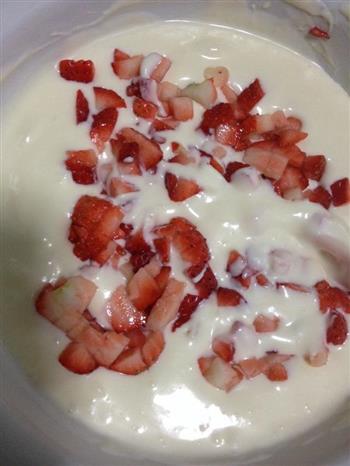 草莓酸奶冻芝士的做法步骤5