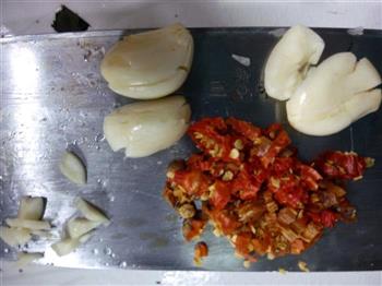 蕨菜炒腊肉的做法步骤3