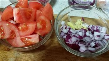 西红柿肉丁烧茄子的做法步骤6