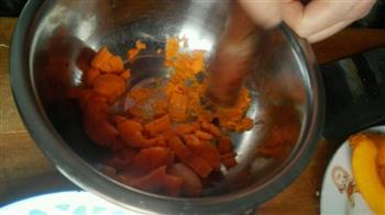 宝宝辅食-胡萝卜面的做法步骤2