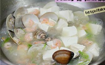 虾仁豆腐海蛤汤的做法步骤7