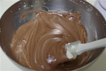 巧克力慕斯蛋糕的做法步骤6