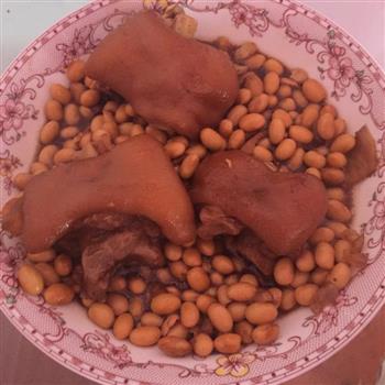 红烧猪脚炖黄豆的做法步骤8