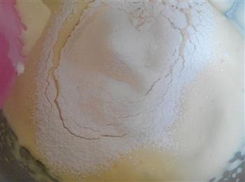 酸奶无油杯子蛋糕的做法图解4