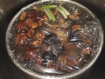 温州核桃乌鸡甜汤—月子餐的做法步骤4