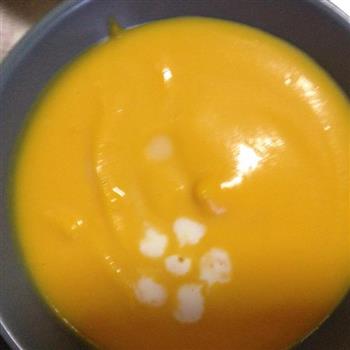 奶油南瓜浓汤的做法步骤6