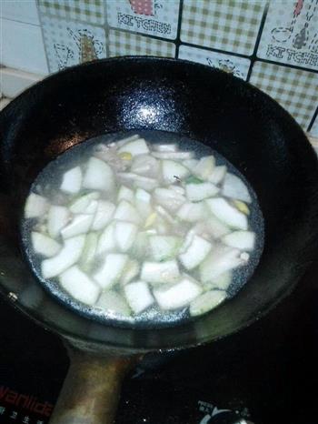 冬瓜虾仁紫菜汤的做法步骤3