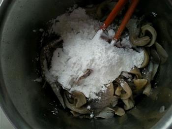 炸蘑菇，肉的味道的做法图解3