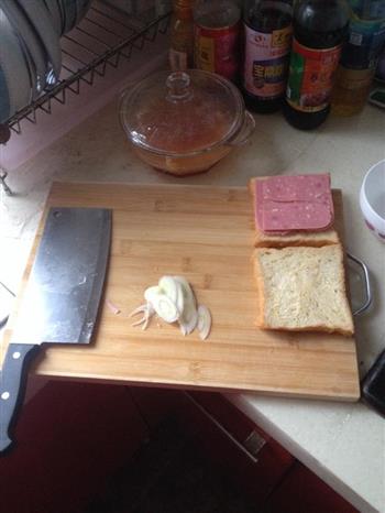 火腿三明治的做法步骤1