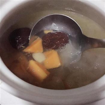 砂锅木瓜银耳糖水的做法步骤9